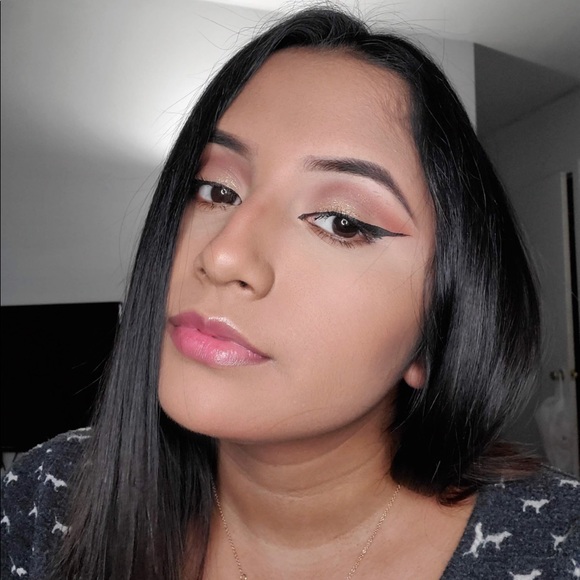 Meet your Posher, Kayla - Picture 1 of 1